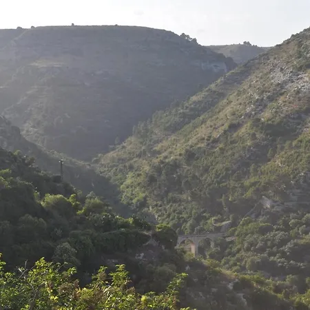 Udammusu34 Feriehus Ragusa